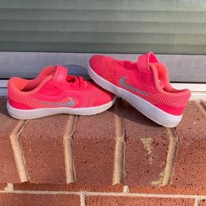 Girls Toddler 8 Pink Nike Shoes